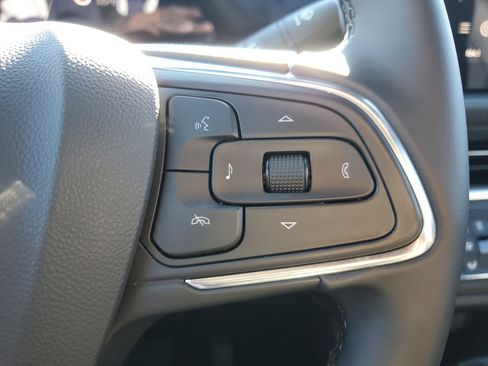 Used 2024 Buick Envista Preferred w/ Convenience I Package image 21