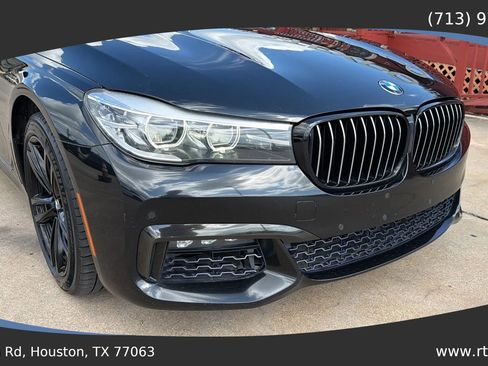 Used 2018 BMW 740i RWD image 12