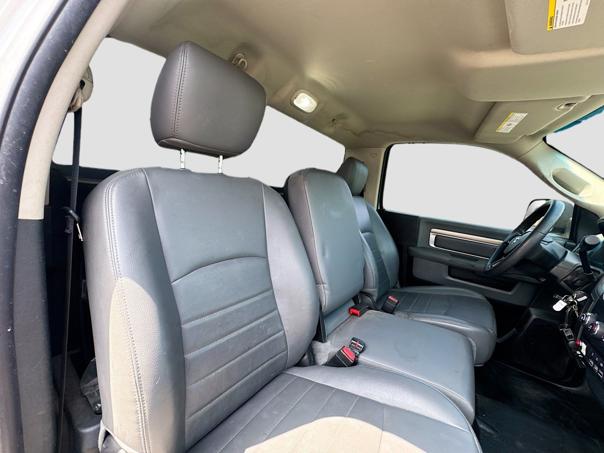 Used 2018 RAM 5500 Tradesman w/ Power & Remote Entry Group RWD image 12