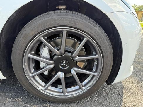 Used 2018 Tesla Model 3 Mid Range RWD image 39