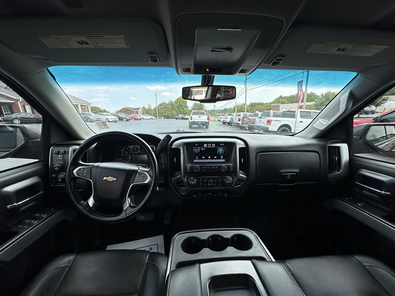 Used 2015 Chevrolet Silverado 1500 LT AWD/4WD image 10