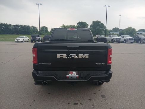 Used 2025 RAM 1500 Laramie w/ Sport Appearance Package AWD/4WD image 7