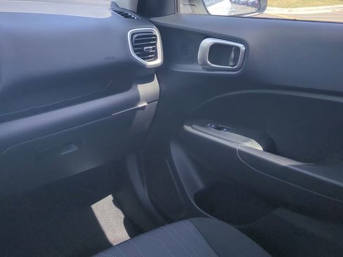 New 2026 Hyundai Venue SE image 18