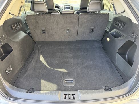 Used 2024 Ford Edge SEL image 30