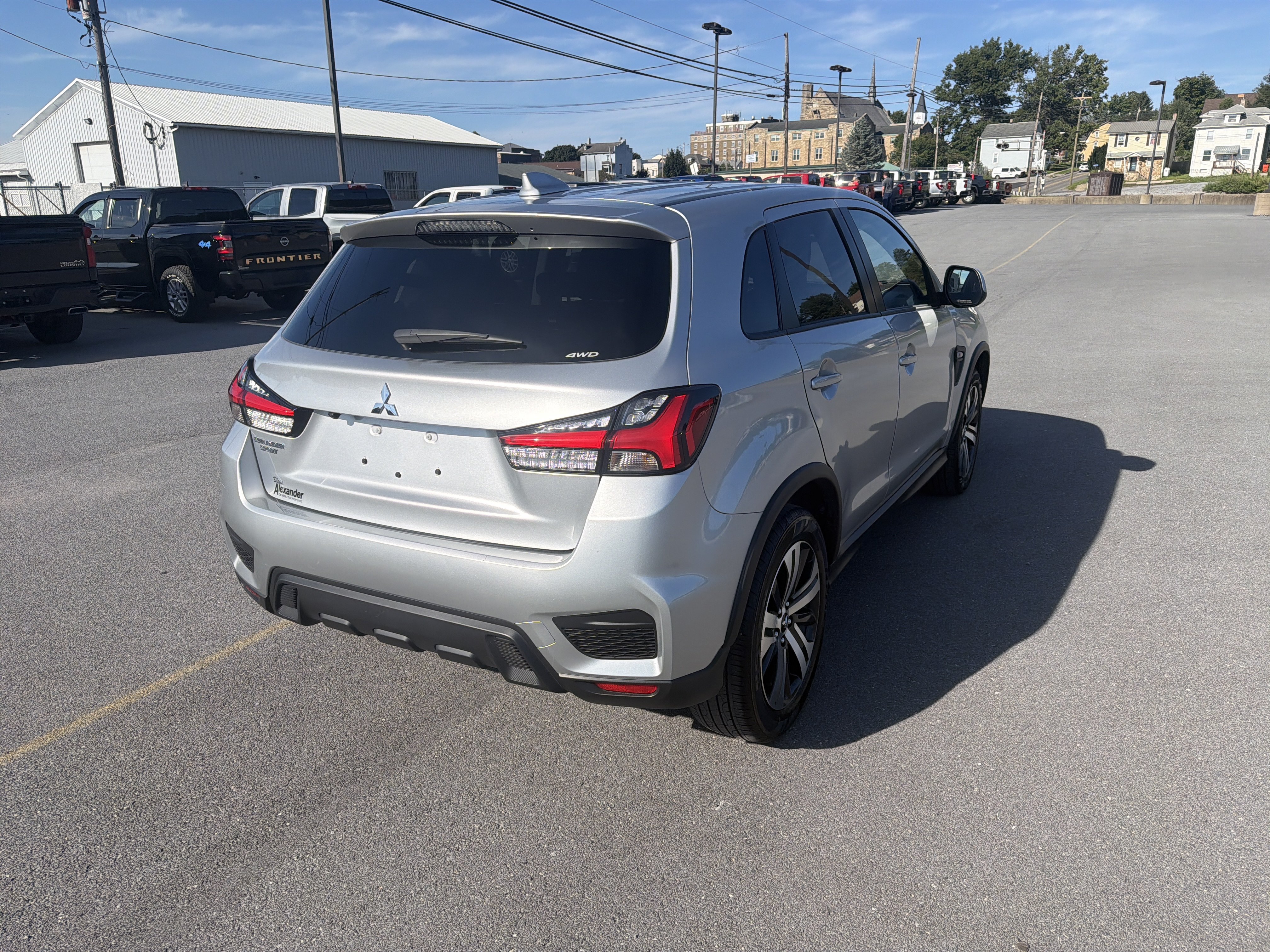 Used 2026 Mitsubishi Outlander Sport AWD image 3