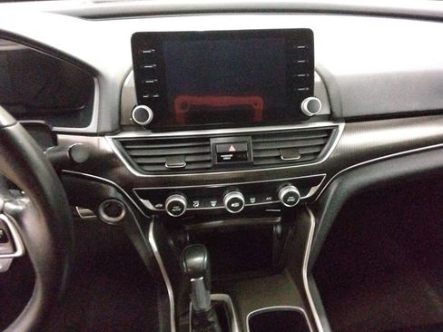 Used 2022 Honda Accord Sport image 12