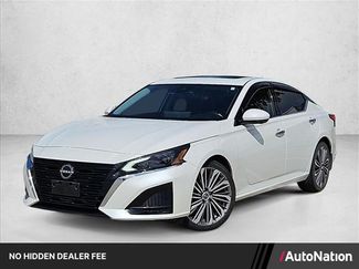 Used 2023 Nissan Altima 2.5 SL FWD video 1