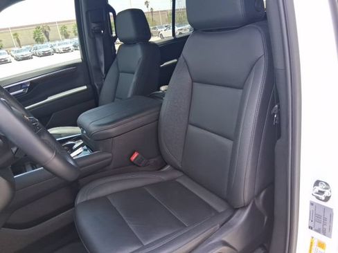 Used 2025 Chevrolet Tahoe LT w/ Comfort Package RWD image 14