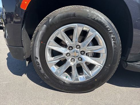 Used 2024 Chevrolet Tahoe Premier AWD/4WD image 34