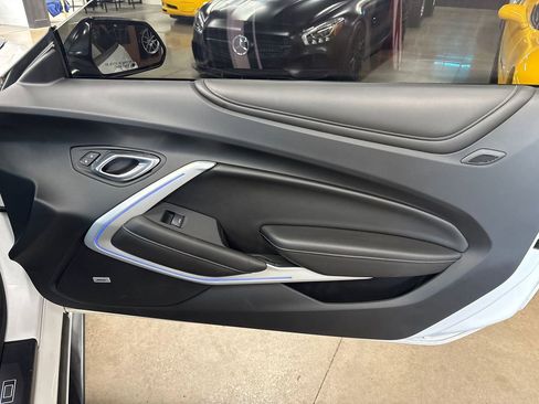 Used 2017 Chevrolet Camaro LT RWD image 48