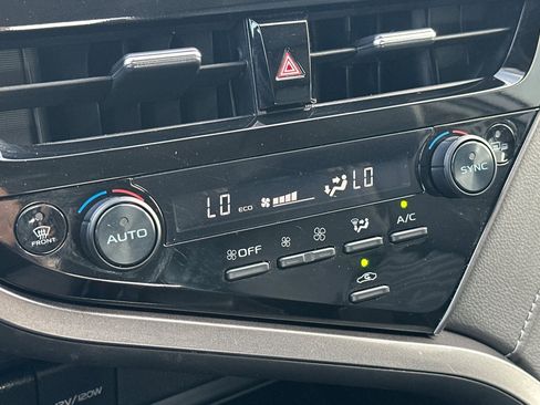 Certified 2024 Toyota Camry SE image 18