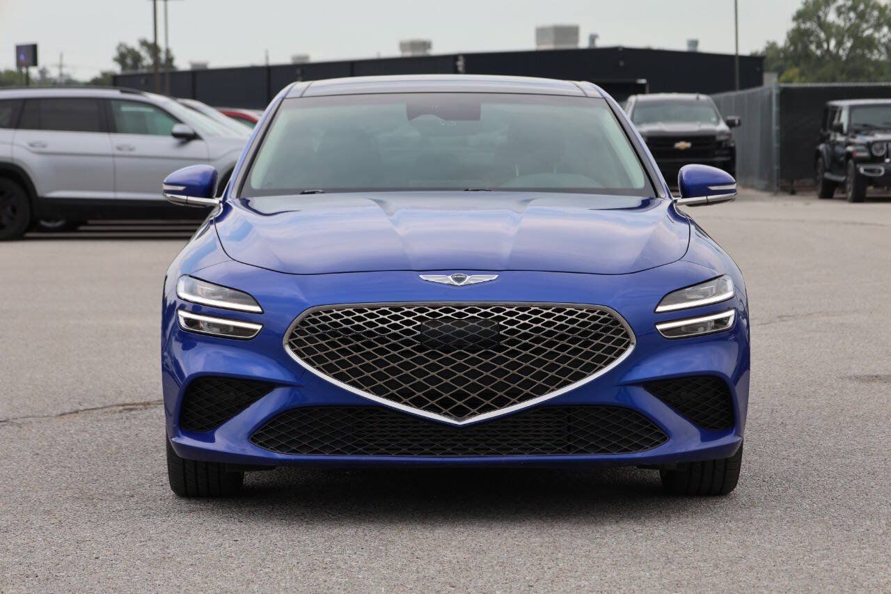 Used 2022 Genesis G70 2.0T w/ Prestige Package RWD image 5