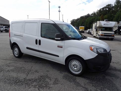 Used 2019 RAM ProMaster City Tradesman image 10
