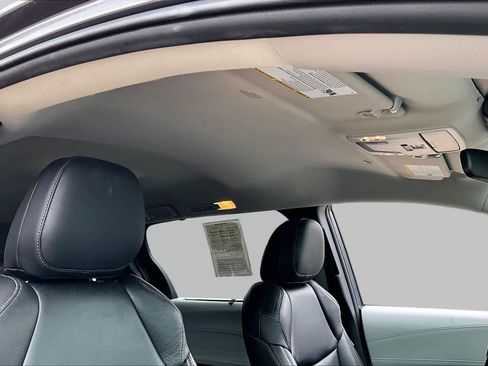 Used 2025 Toyota Sienna LE FWD image 14