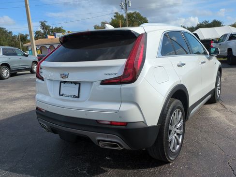 Used 2022 Cadillac XT4 Premium Luxury w/ Technology Package image 4