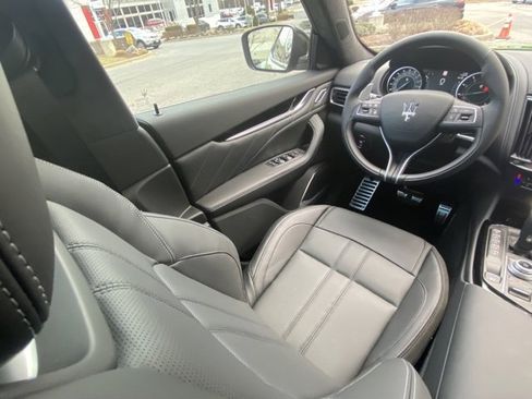 New 2023 Maserati Levante Modena image 45