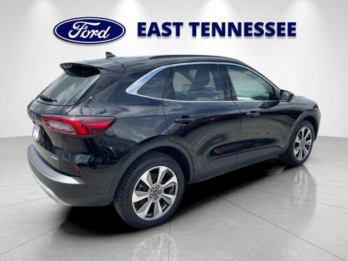 Used 2024 Ford Escape Platinum AWD/4WD image 3