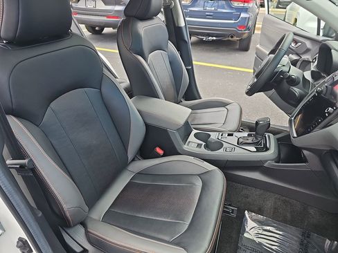 Used 2024 Subaru Crosstrek 2.5i Limited image 10
