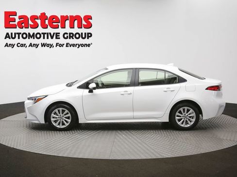 Used 2024 Toyota Corolla LE w/ LE Convenience Package FWD image 59