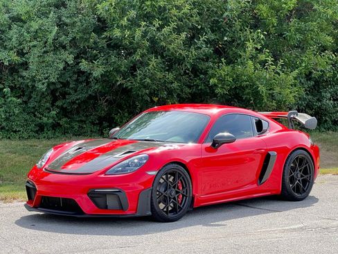Used 2025 Porsche 718 Cayman GT4 RS RWD image 1