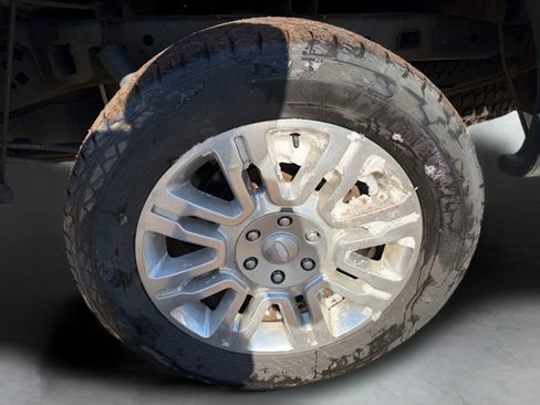 Used 2013 Ford F150 Platinum image 27