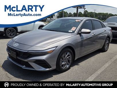 Used 2024 Hyundai Elantra Blue
