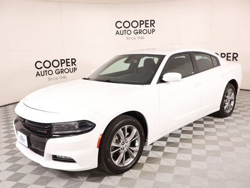 Used 2022 Dodge Charger SXT image 9