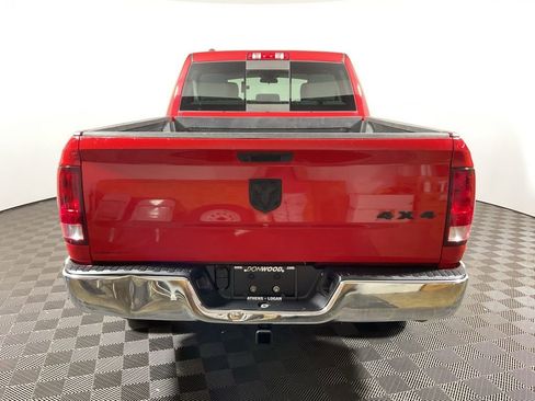 Used 2019 RAM 1500 Classic SLT AWD/4WD image 14