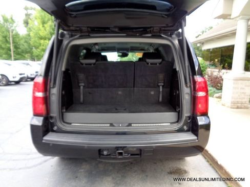 Used 2017 Chevrolet Tahoe LT AWD/4WD image 25