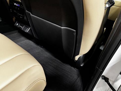 Certified 2025 Acura MDX SH-AWD image 31