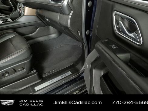 Used 2023 Chevrolet Suburban High Country w/ Premium Package 2 image 26