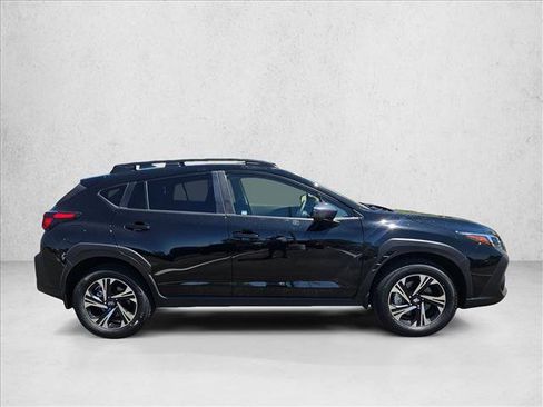 Used 2024 Subaru Crosstrek 2.0i Premium AWD/4WD image 4