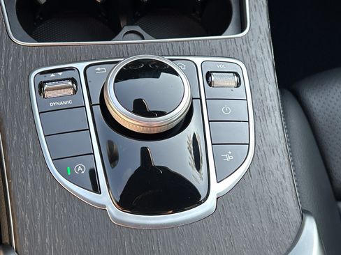 Used 2019 Mercedes-Benz C 300 4MATIC Coupe image 33