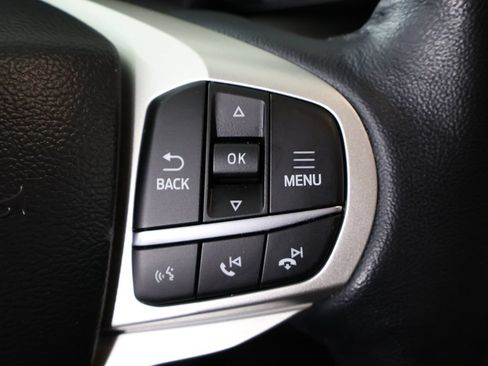 Used 2023 Ford Explorer XLT w/ Equipment Group 202A AWD/4WD image 45
