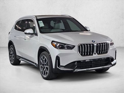 New 2026 BMW X1 xDrive28i image 3