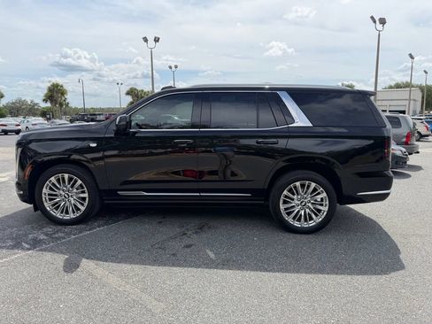 Certified 2025 Cadillac Escalade Premium Luxury w/ Touring Package AWD/4WD image 7