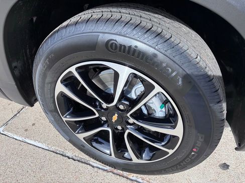 New 2026 Chevrolet TrailBlazer LT w/ Convenience Package FWD image 3