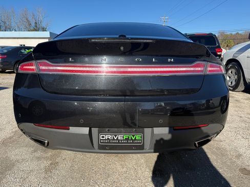 Used 2013 Lincoln MKZ AWD image 4