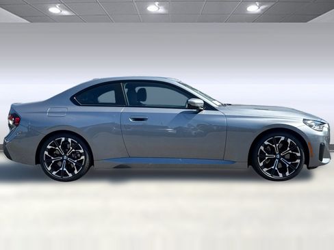Used 2025 BMW 230i Coupe w/ Premium Package RWD image 8