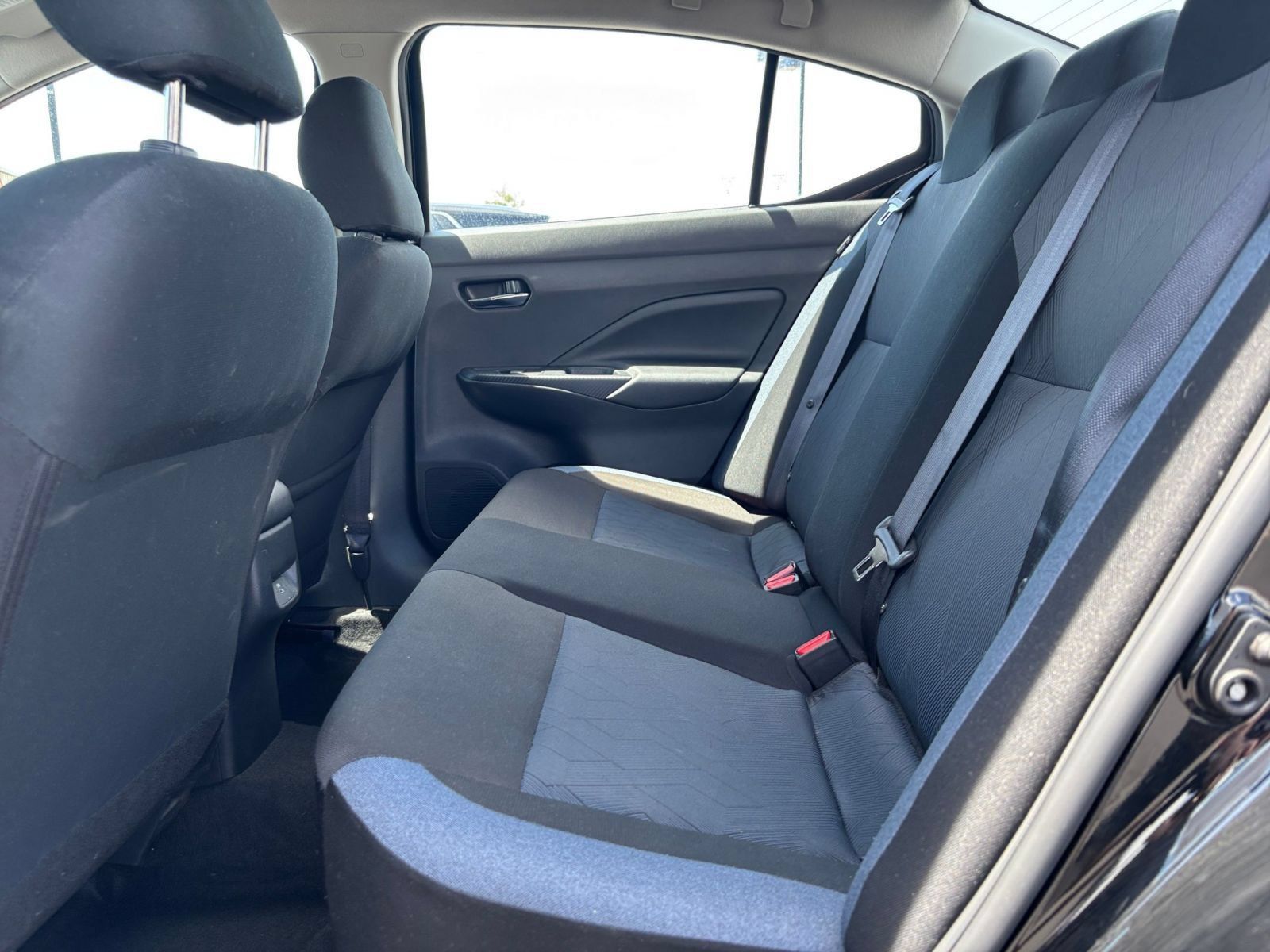 Used 2025 Nissan Versa SV FWD image 22