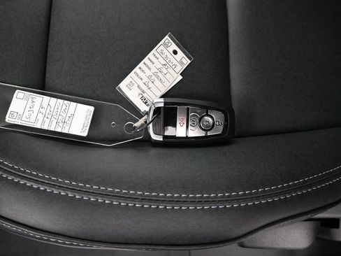 New 2025 Ford Bronco Badlands w/ Sasquatch Package image 22