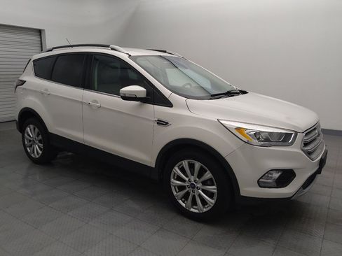 Used 2017 Ford Escape Titanium image 11