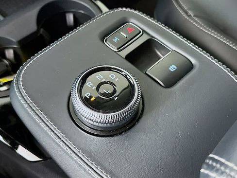 Certified 2022 Ford Mustang Mach-E Select image 17