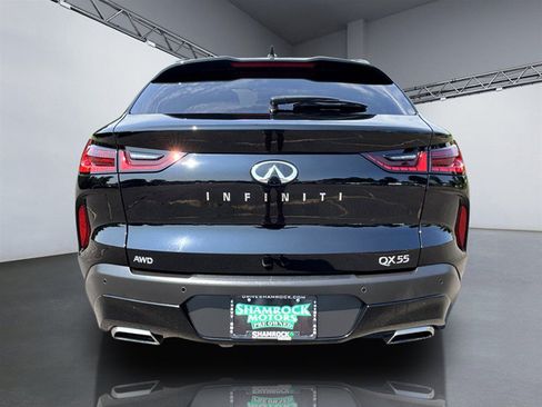 Used 2023 INFINITI QX55 Luxe w/ Accent Package AWD/4WD image 6