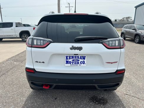 Used 2020 Jeep Cherokee Trailhawk w/ Cold Weather Group AWD/4WD image 5