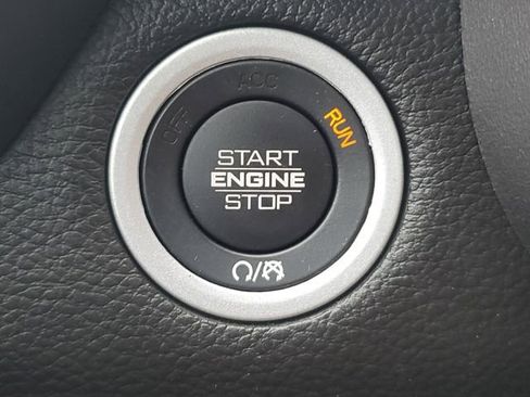 Certified 2022 RAM 1500 Big Horn image 18