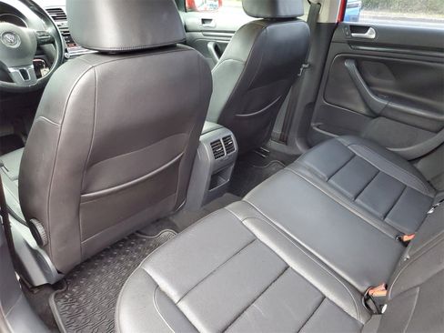 Used 2014 Volkswagen Jetta SportWagen image 21