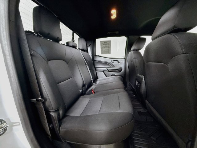 Used 2023 Chevrolet Colorado Trail Boss w/ Technology Package AWD/4WD image 28