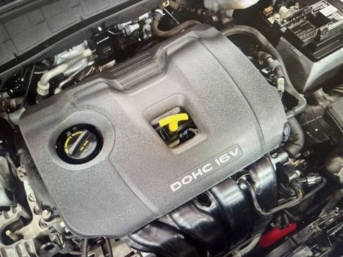 Used 2021 Hyundai Kona SE FWD image 8