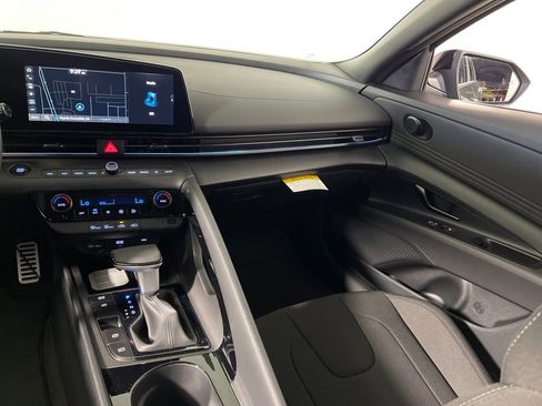 New 2026 Hyundai Elantra Sport image 17